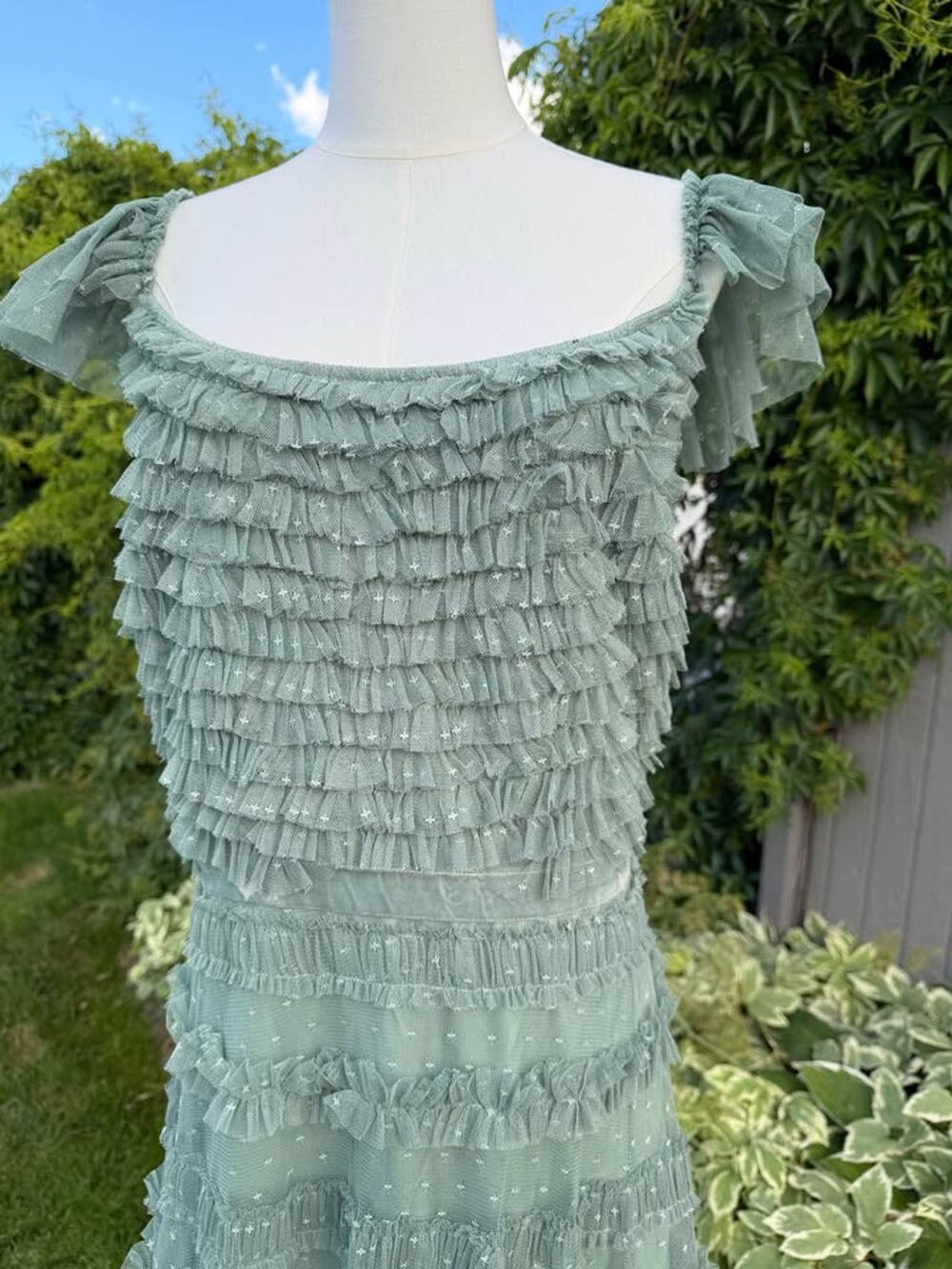 NEW Mac Duggal Sage Green Swiss Dot Ruffle Gown Size 18 Wedding Guest MOB
